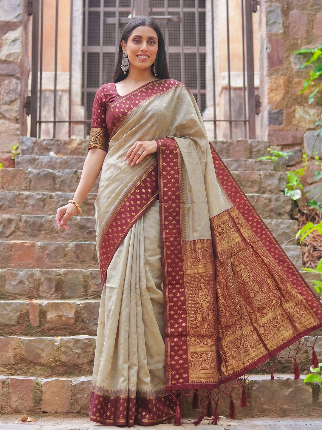 Peachmode Beige Maroon Woven Border Cotton Saree - Image 1