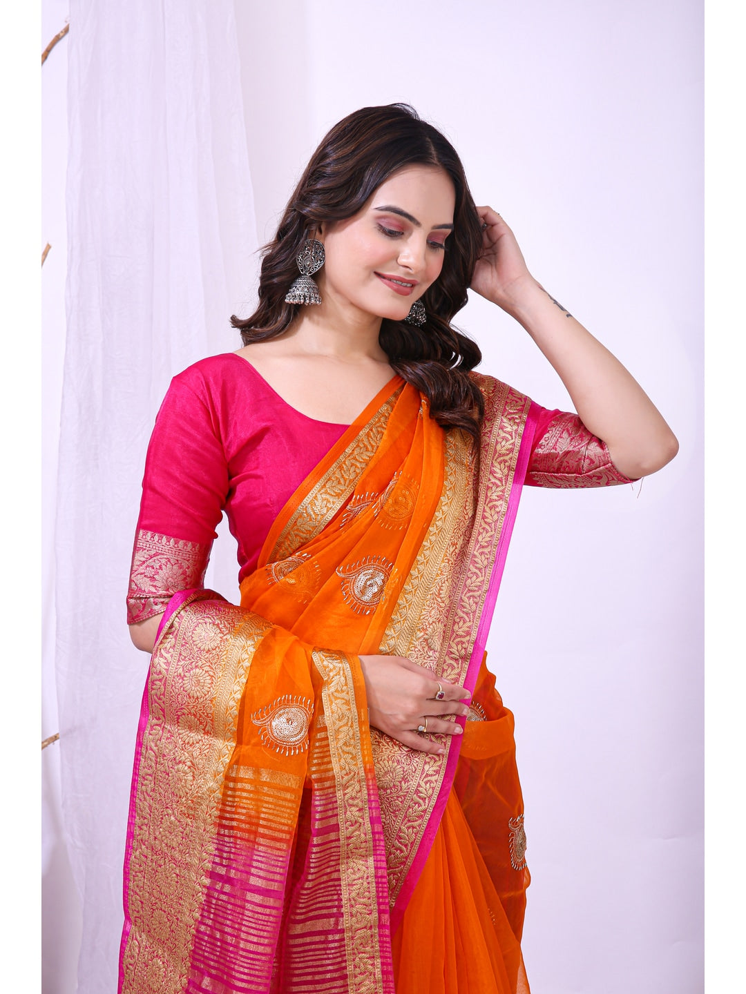 Peachmode Orange Sequins Jacquard Kanchipuram Organza Saree - Image 4