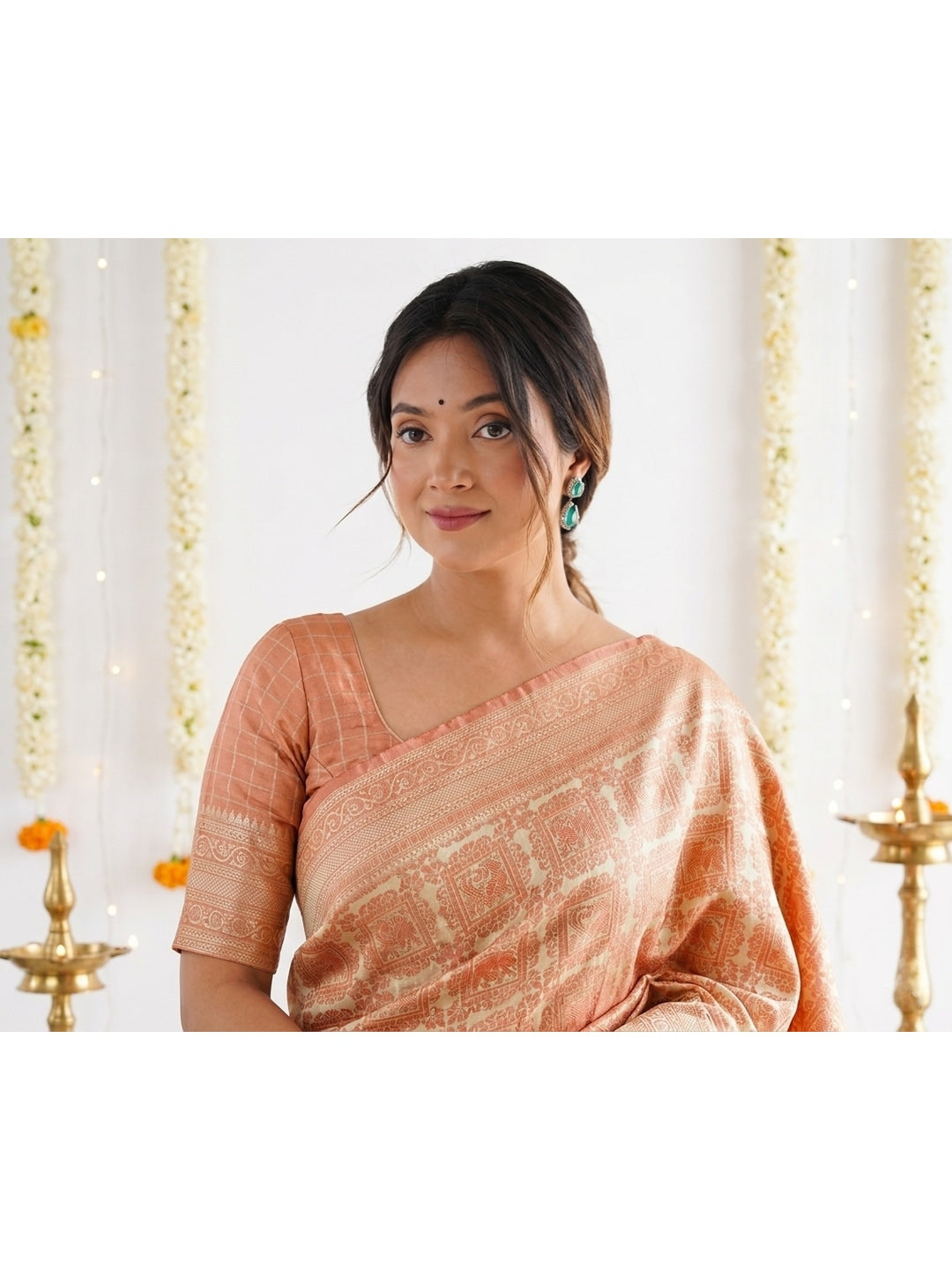 Peachmode Peach Jacquard Woven Kanchipuram Lichi Silk Saree - Image 5