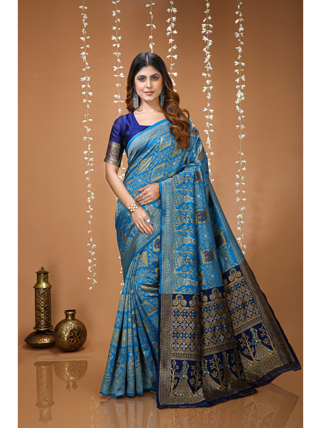 Peachmode Ferozi Jacquard Woven Soft Lichi Silk Kanchipuram Saree - Image 1