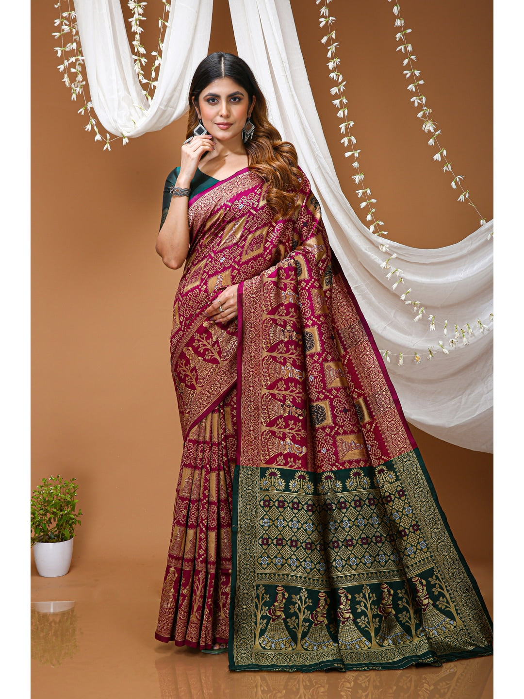 Peachmode Wine Jacquard Woven Soft Lichi Silk Kanchipuram Saree - Image 1