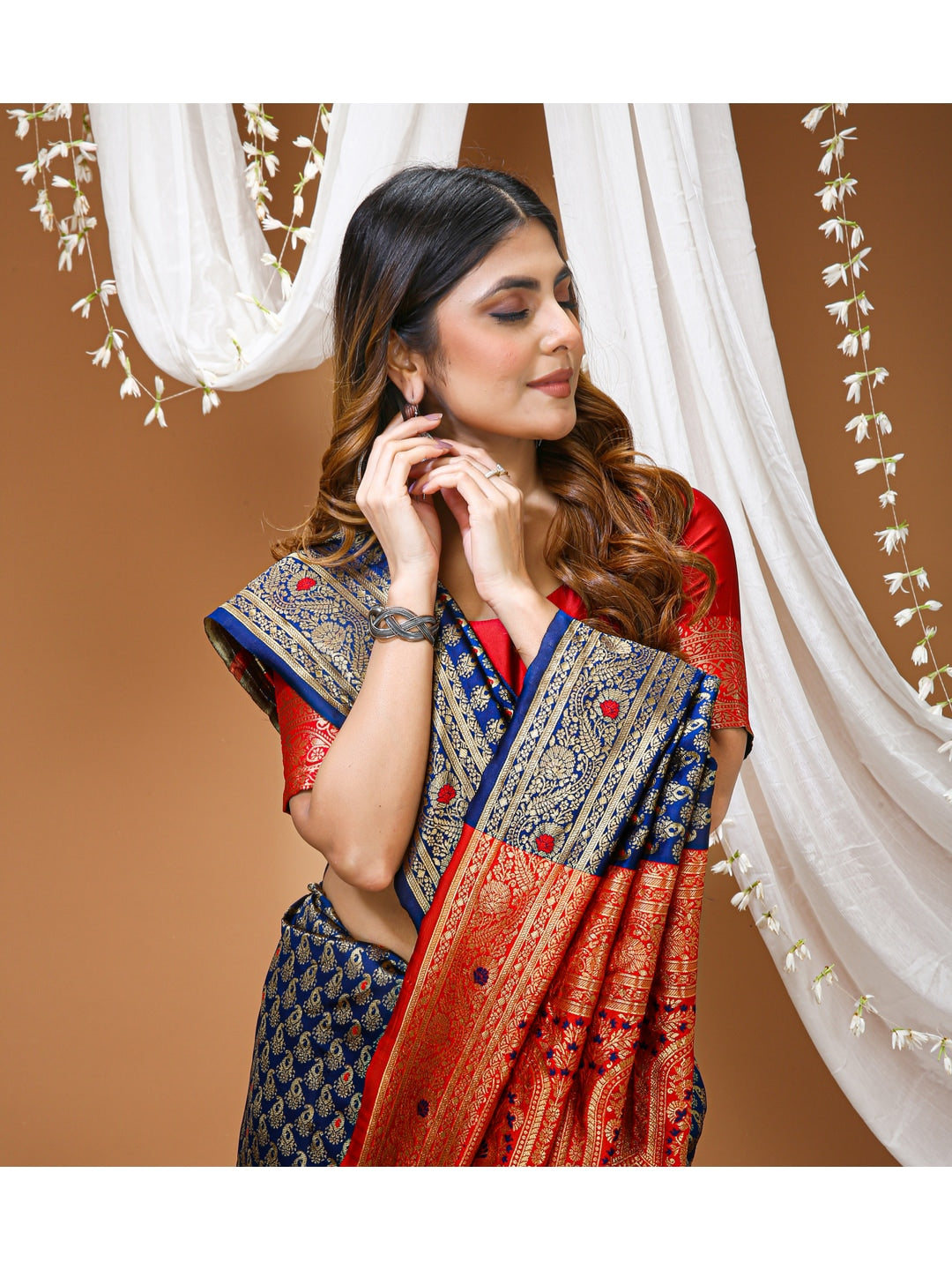 Peachmode Blue Jacquard Woven Soft Silk Kanchipuram Saree - Image 5
