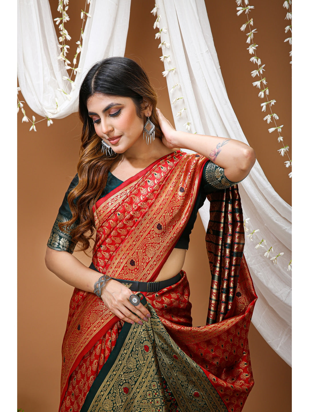 Peachmode Red Jacquard Woven Soft Silk Kanchipuram Saree - Image 5