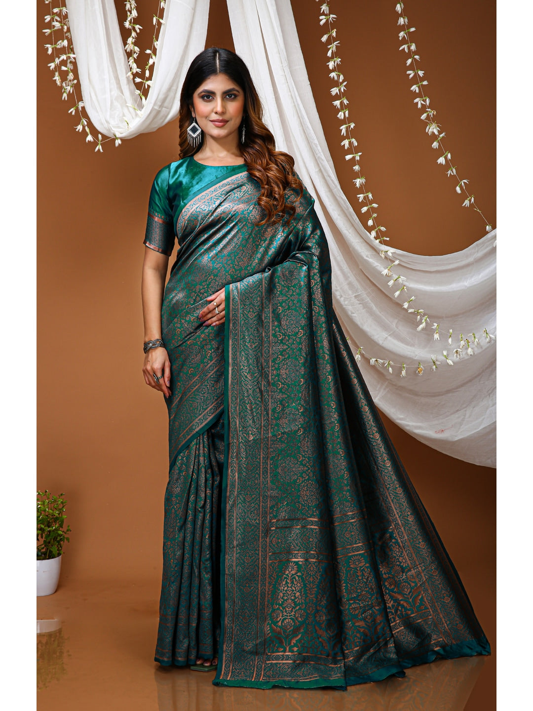 Peachmode Rama Blue Jacquard Woven Soft Lichi Silk Kanchipuram Saree - Image 1