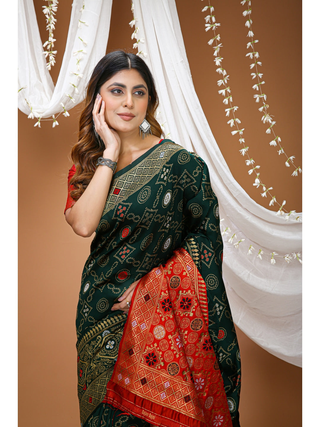 Peachmode Green Heavy Pallu Soft Lichi Silk Kanchipuram Saree - Image 4