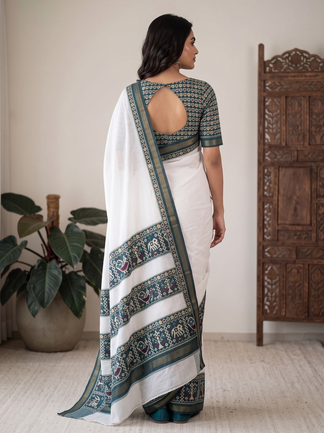 Peachmode White Digital Printed Mul Cotton Saree - Image 4