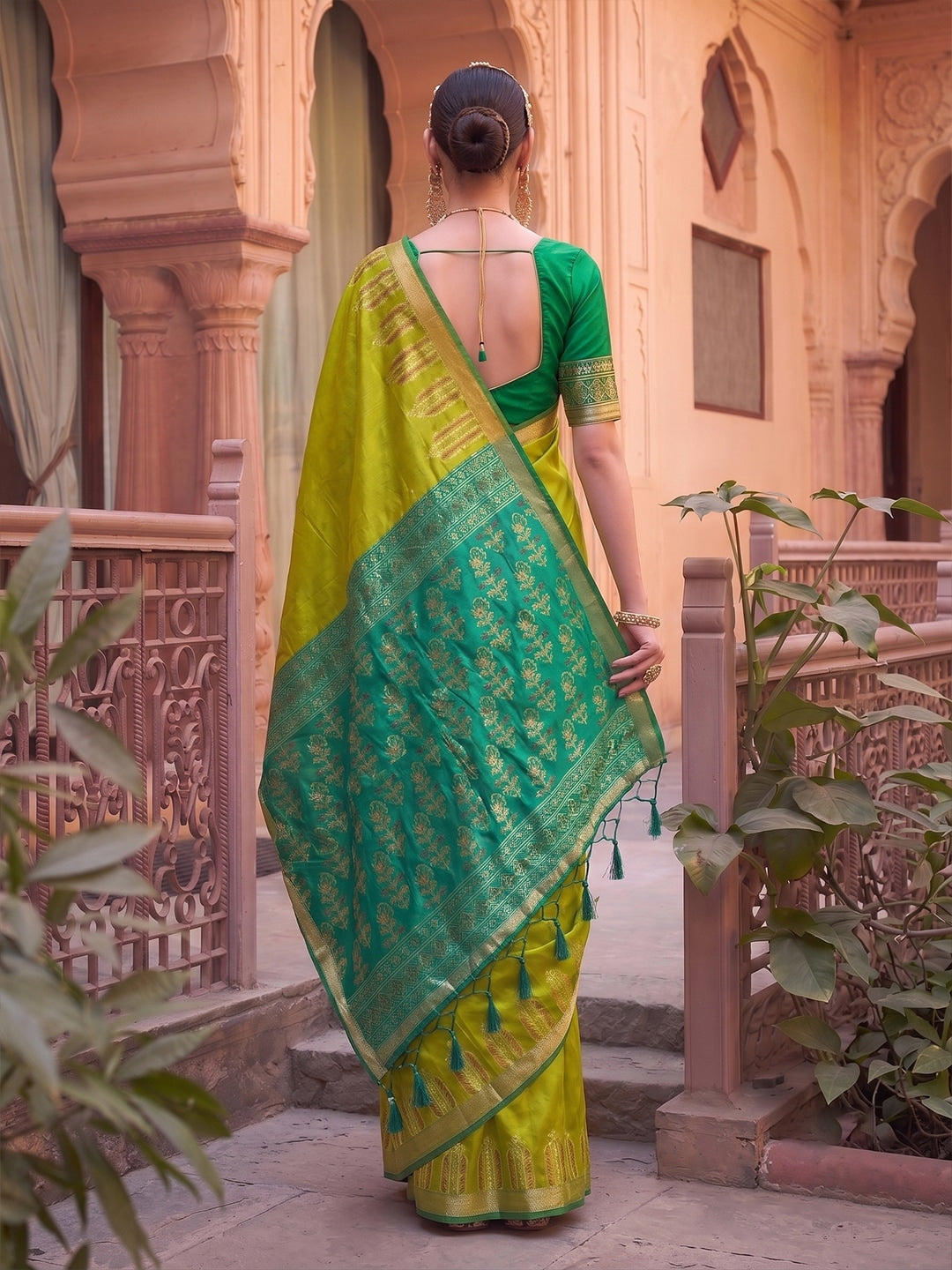 Peachmode Mustrd Green Soft Silk Woven Saree - Image 3