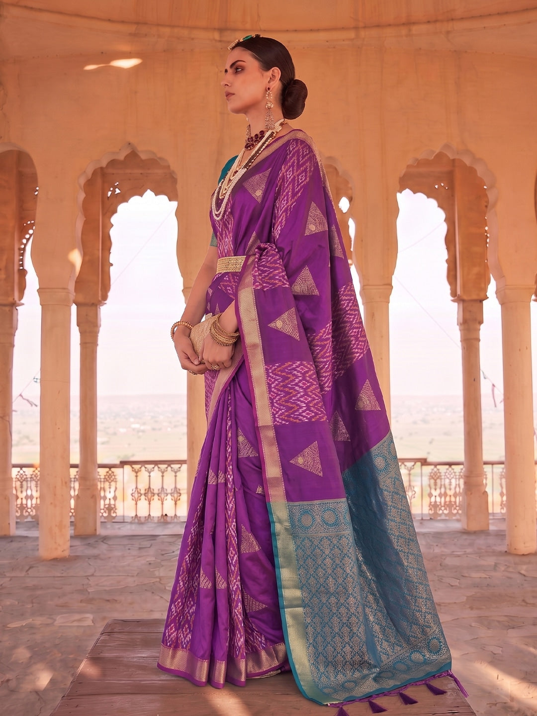 Peachmode Purple Soft Silk Woven Saree - Image 3
