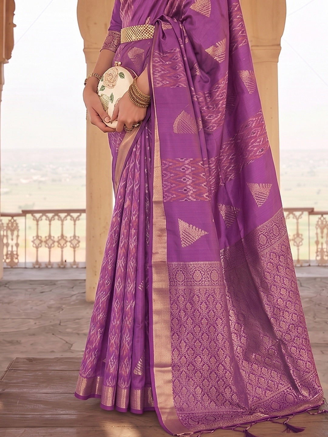 Peachmode Violet Soft Silk Woven Saree - Image 4