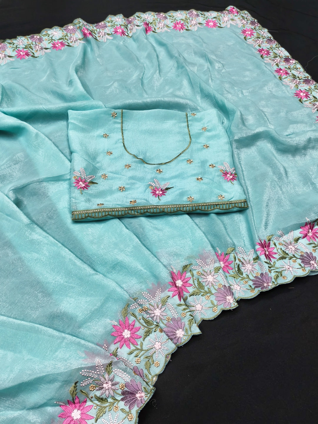 Peachmode Sea Green Floral Embroidered Crunchi Saree - Image 2