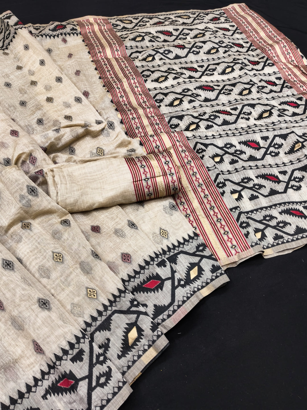 Peachmode Cream Multicolor Woven Cotton Blend Jamdani Saree - Image 2