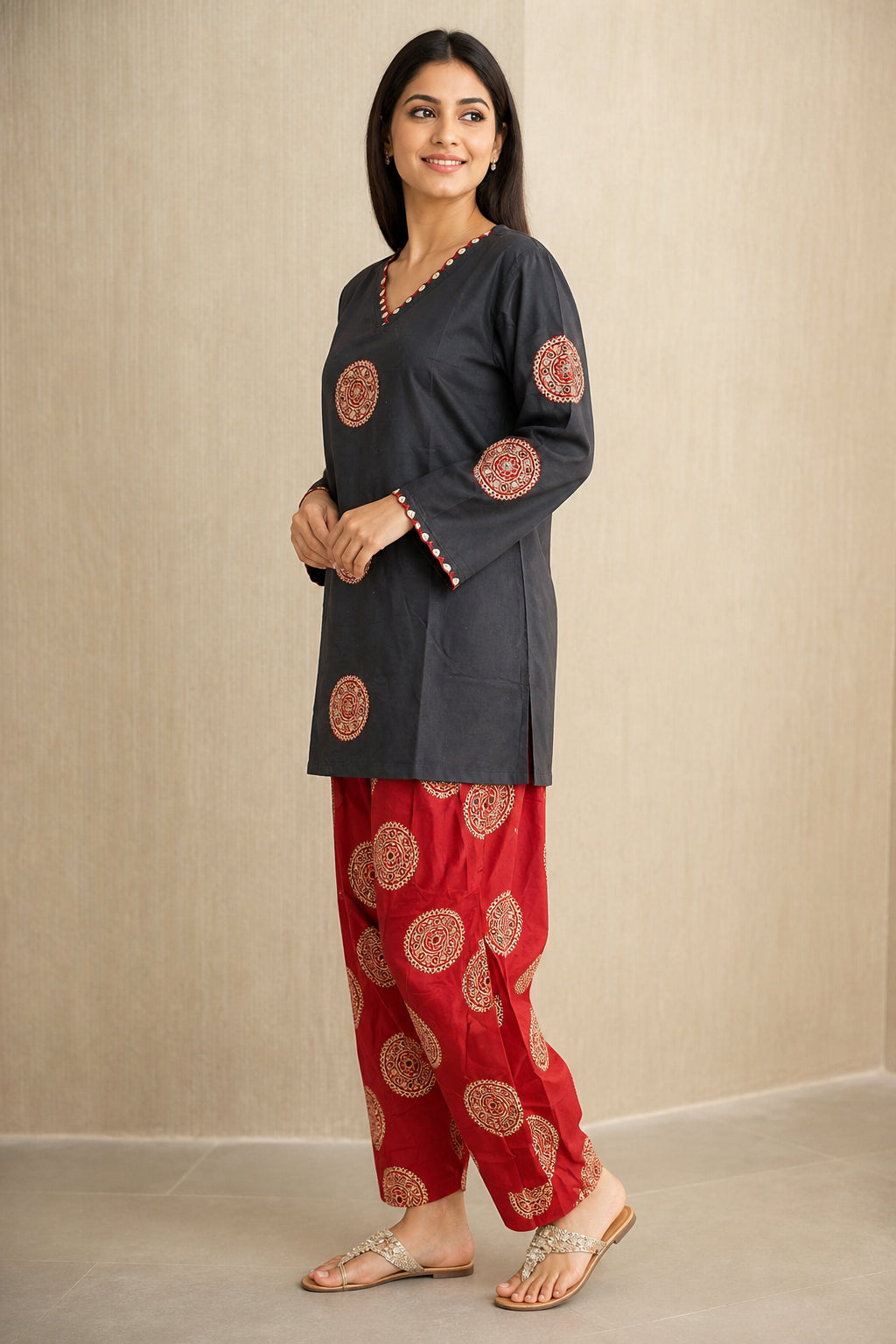 Peachmode Maroon Pure Cotton Embroidered Top Bottom Set - Image 3