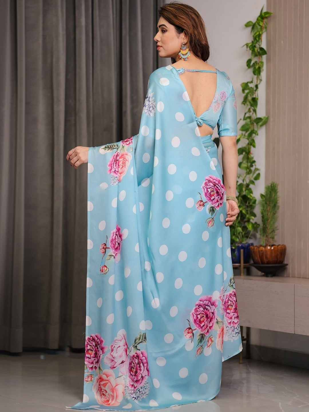 Peachmode Powder Blue Floral Polka Dot Soft Georgette Saree - Image 2