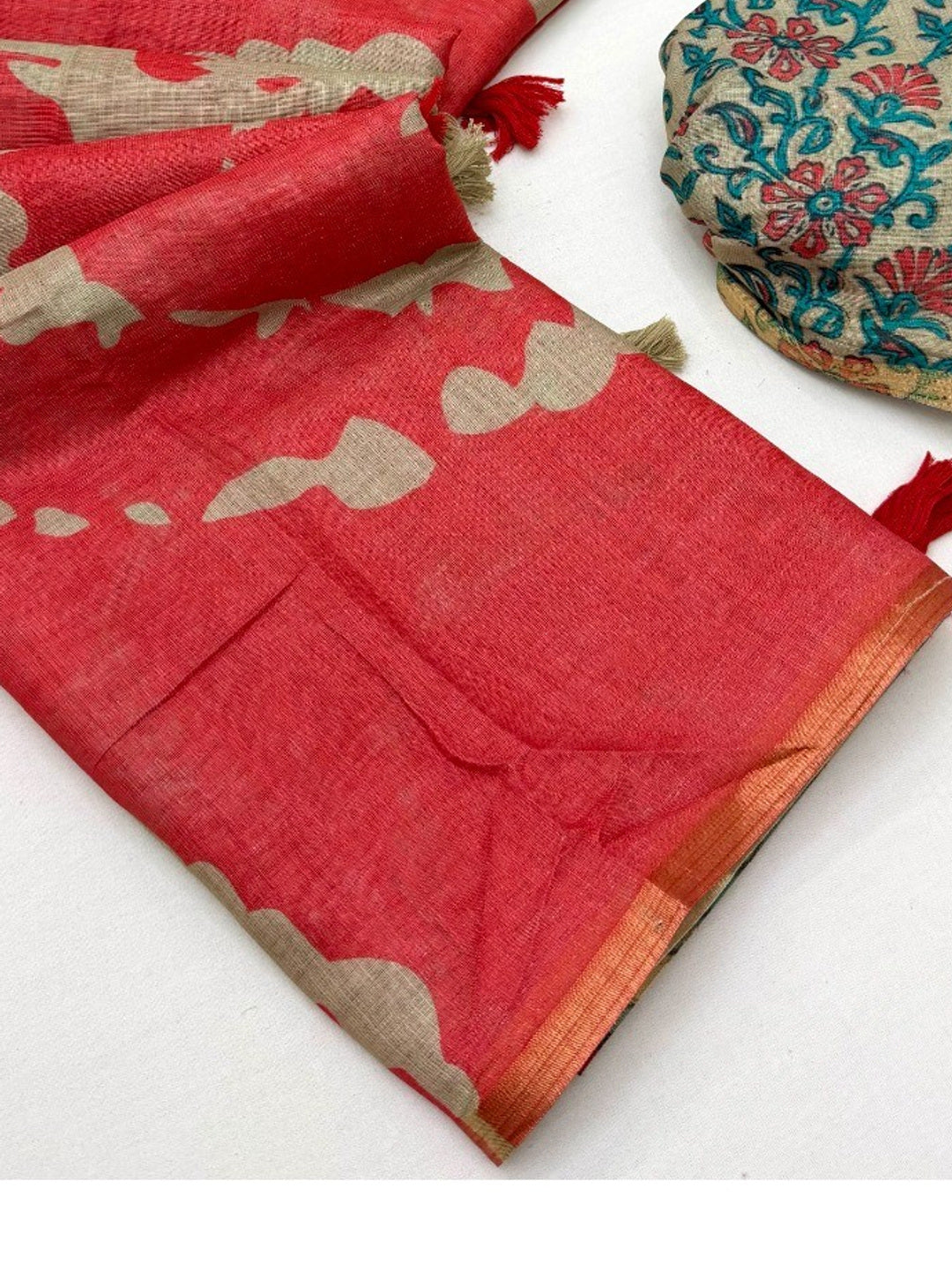 Elegant Peach Abstract Print Linen Saree with Floral Blouse - Image 1