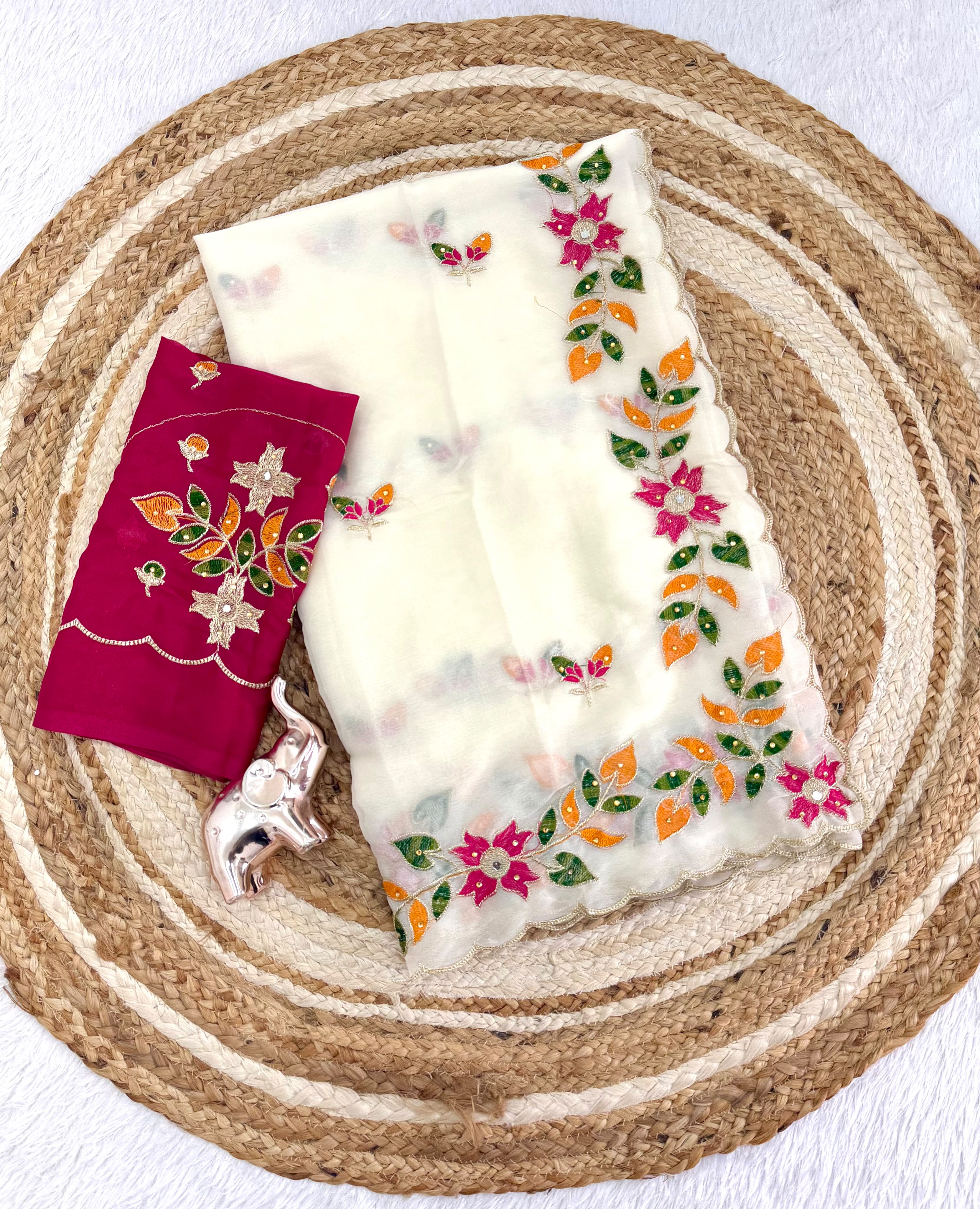 Peachmode Off White Embroidered Shining Georgette Saree - Image 3