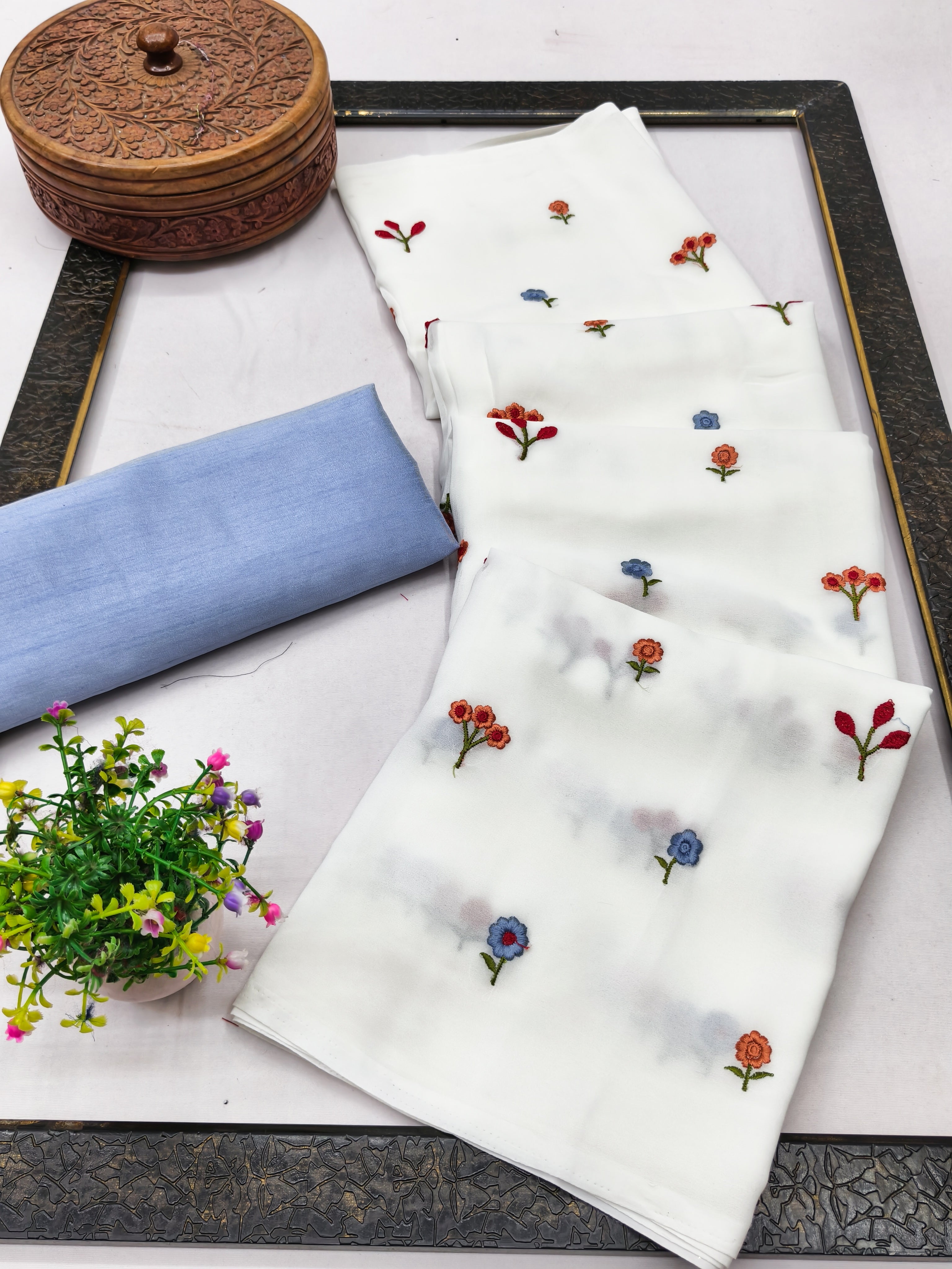 Peachmode White Floral Embroidered Georgette Saree with Light Blue Blouse - Image 2
