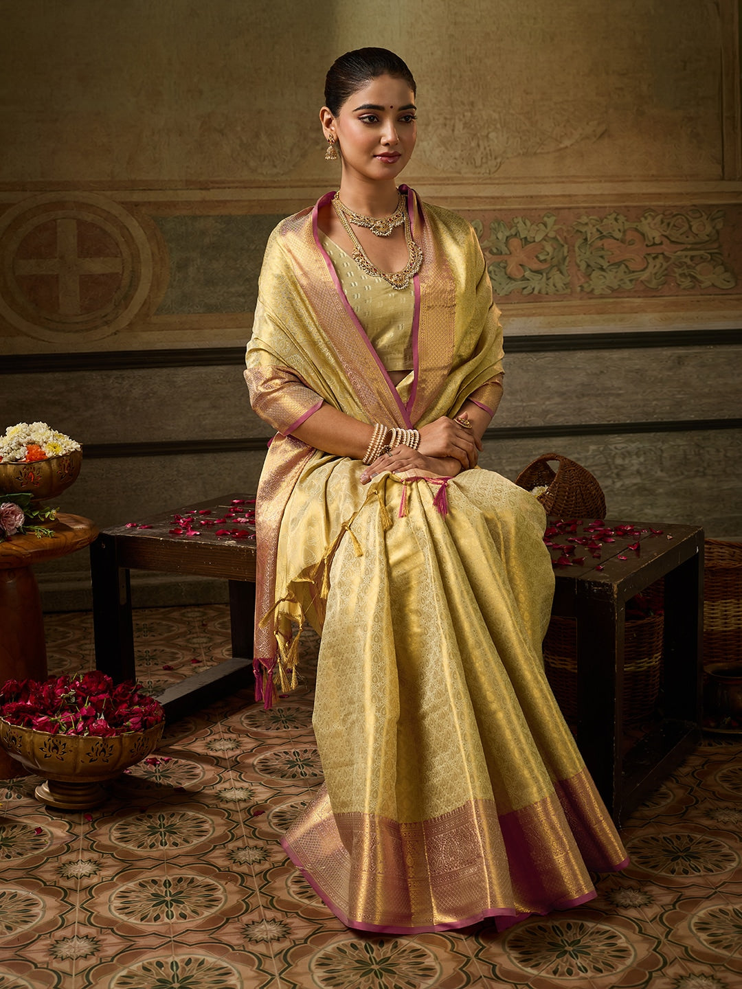 Peachmode Golden Kanchivaram Silk Woven Saree - Image 4