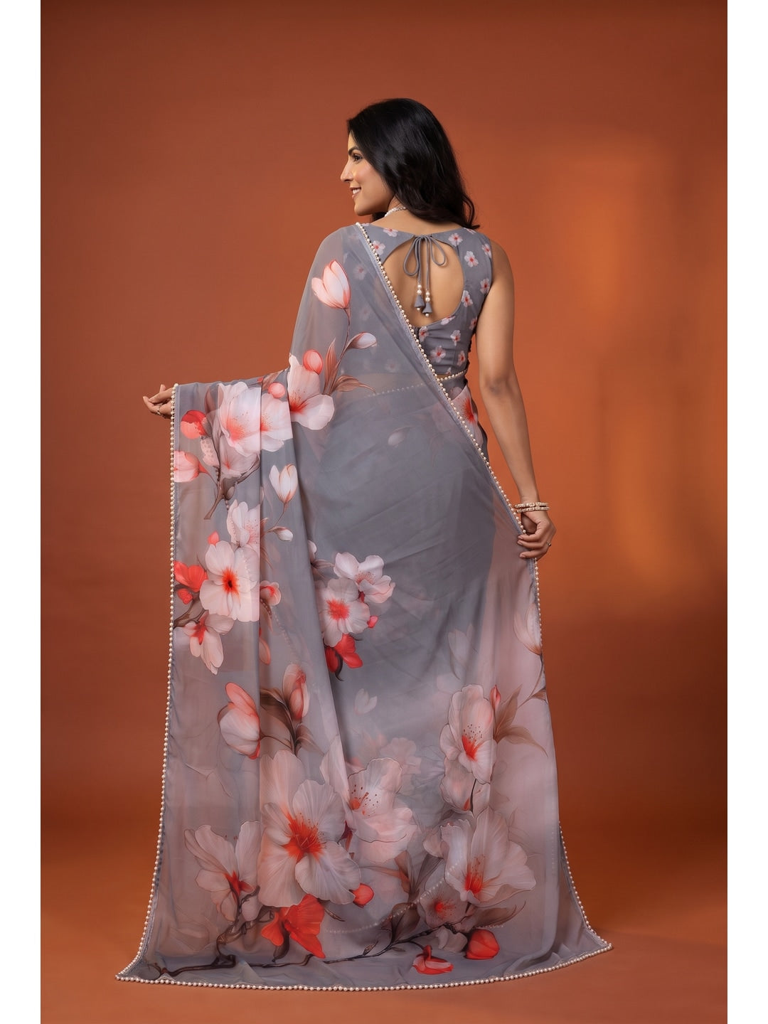 Peachmode Grey Floral Digital Print Georgette Saree - Image 2