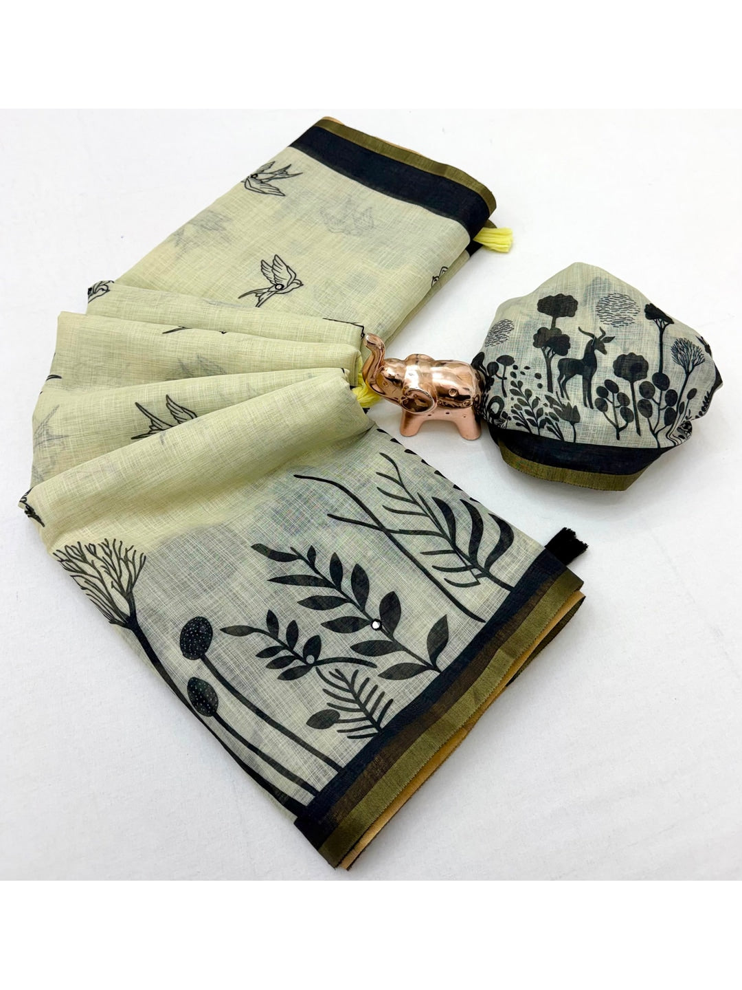 Peachmode Cream Aari Mirror Work Linen Cotton Saree - Image 2