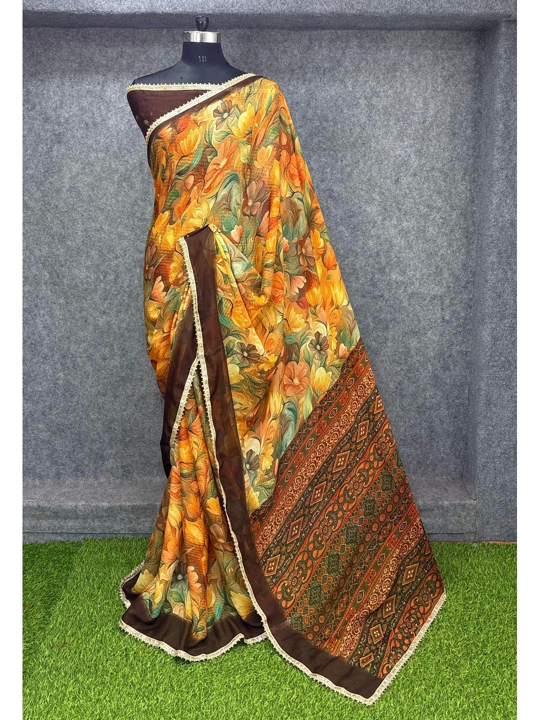 Peachmode Orange Floral Printed Georgette Saree - Image 4