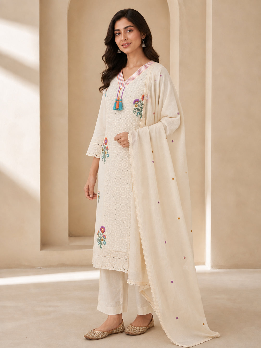 Peachmode Cream Pure Cotton Floral Embroidered Salwar Suit - Image 3