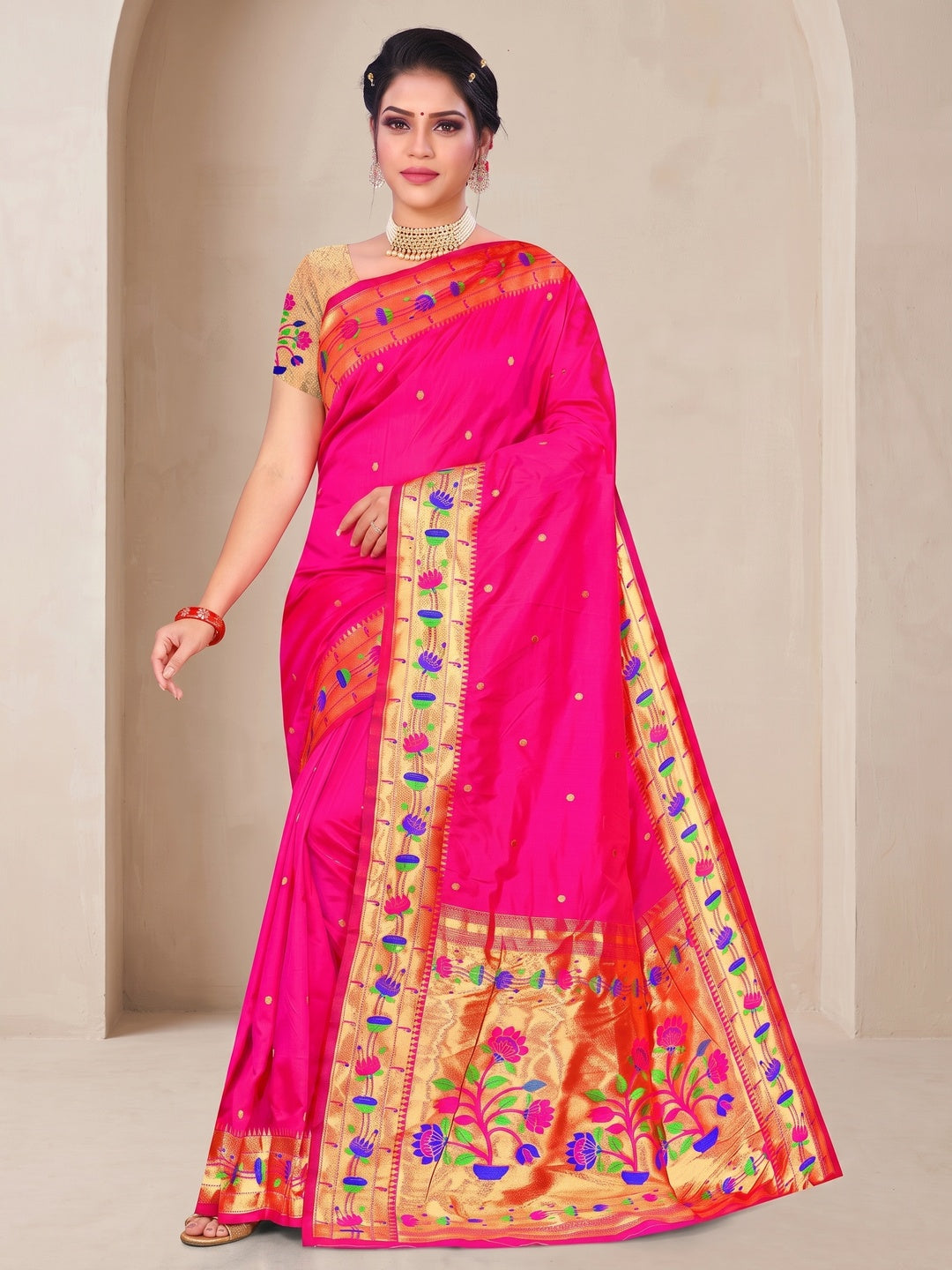 Peachmode Pink Pure Silk Floral Pot Woven Saree - Image 2
