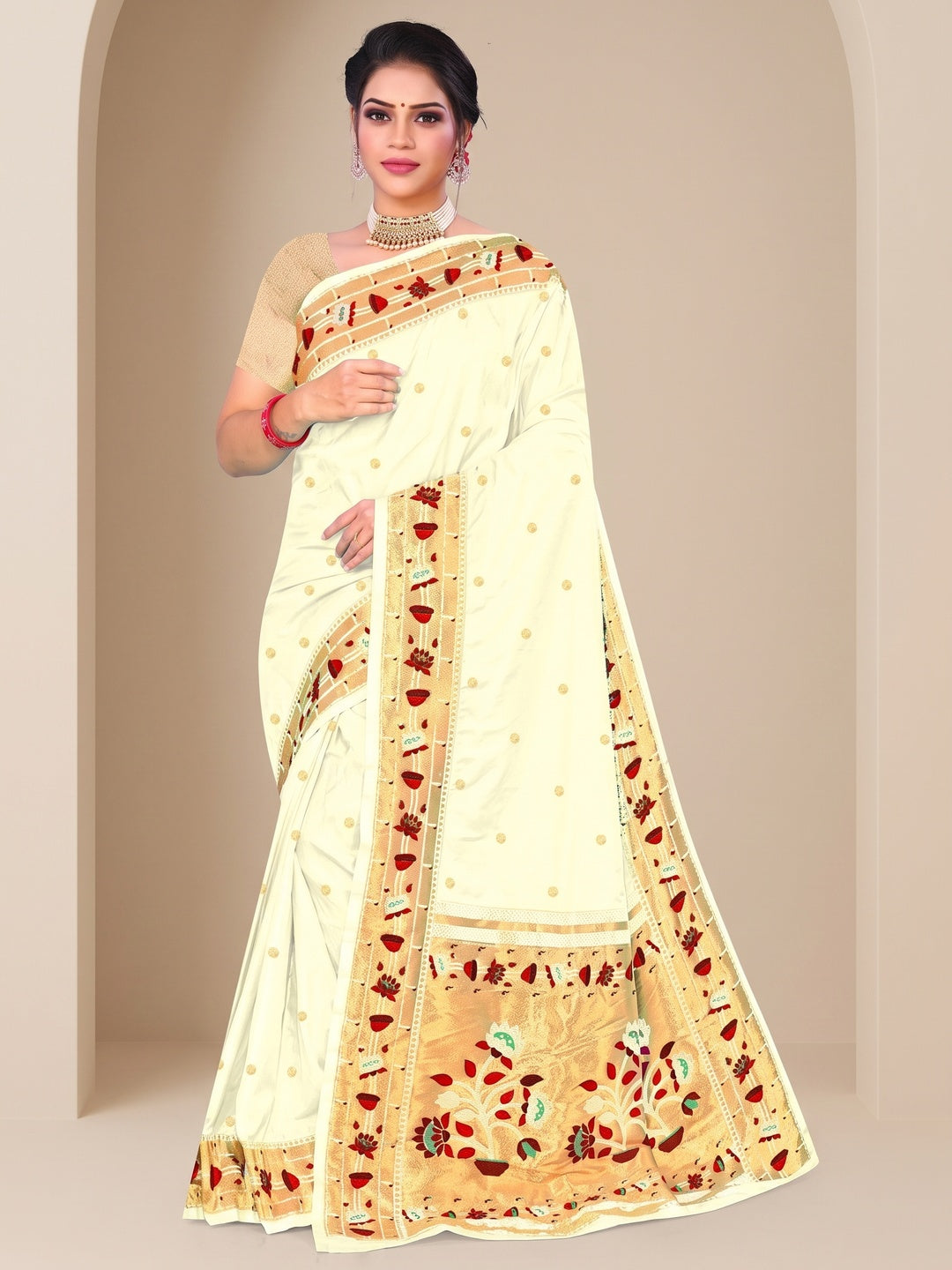 Peachmode Cream Pure Silk Floral Pot Woven Saree - Image 1