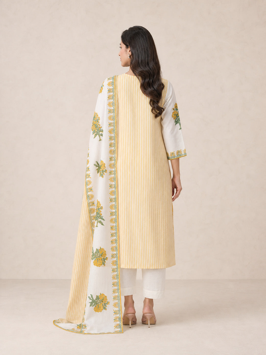 Floral Printed Off White Pure Cotton Straight Suit Set - Image 5