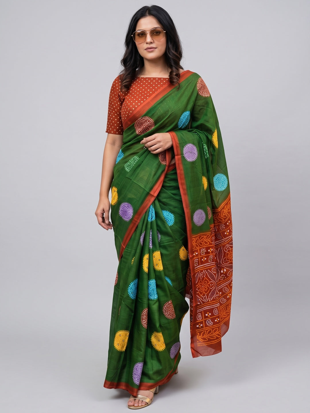 Elegant Green Geometric Printed Mulmul Cotton Saree With Bandhani Inspired Pallu Work - Image 1