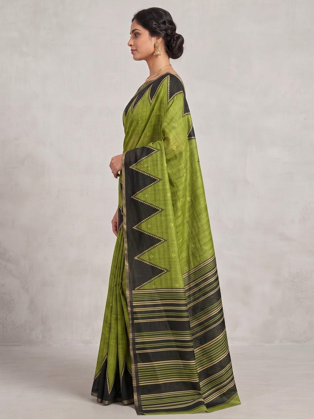 Luxury Green Zig Zag & Striped Printed Chanderi Silk Saree With Weaving Border - Image 3