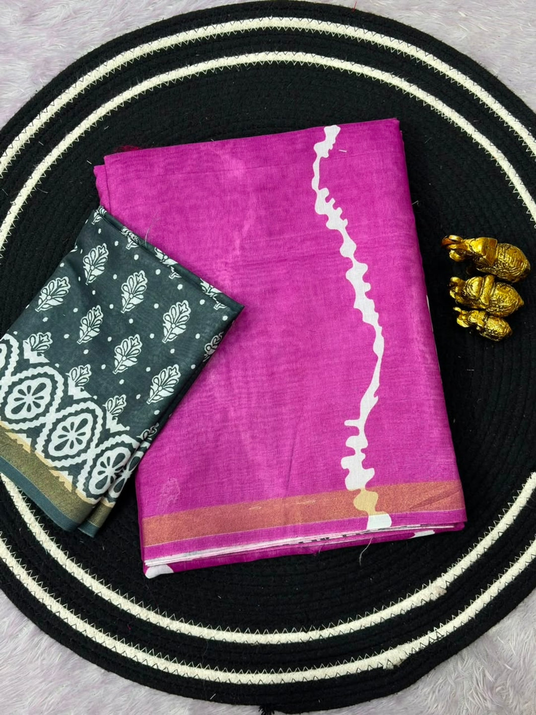 Peachmode Wine Leheriya Kalamkari Mul Cotton Saree - Image 4