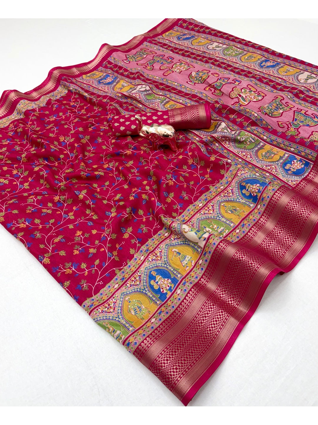 Peachmode Pink Floral Printed Dolla Silk Saree with Woven Border - Image 2