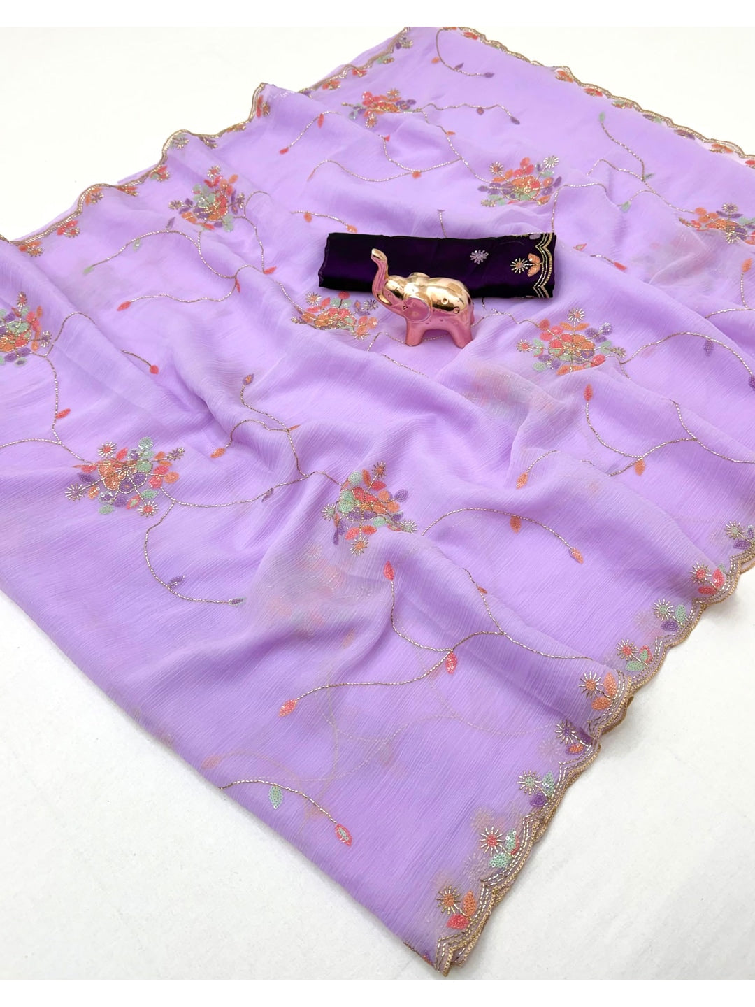Peachmode Lavender Floral Hand Work Georgette Chiffon Saree - Image 4