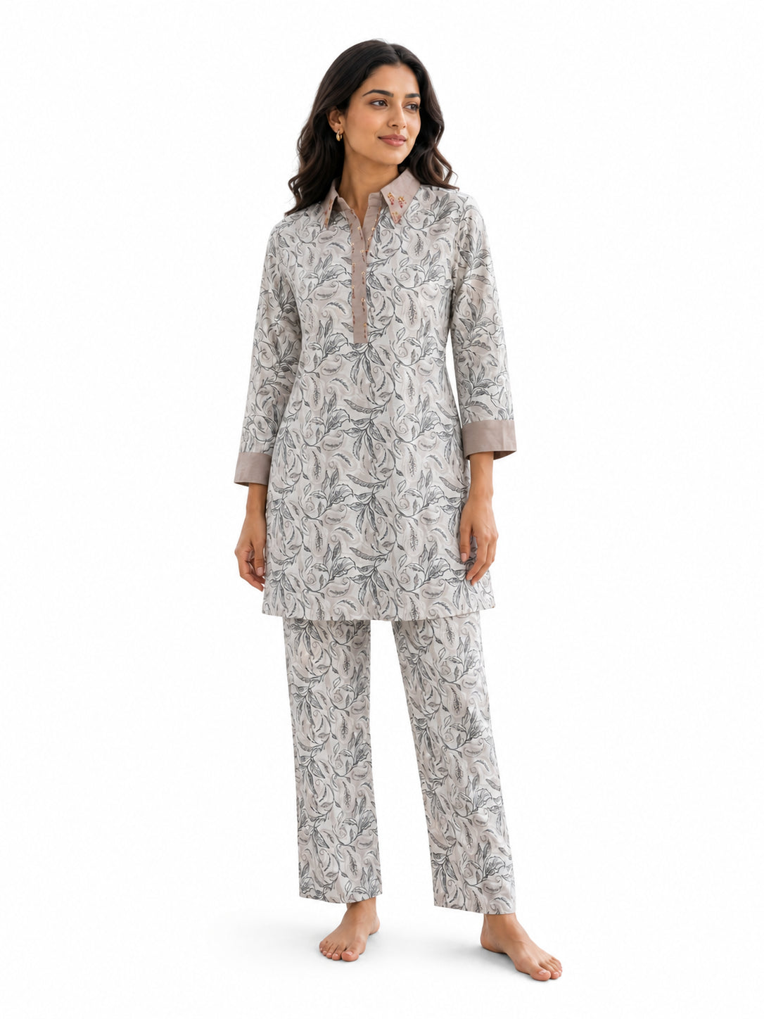 AARD-3460-OFFWHITE white-background model view