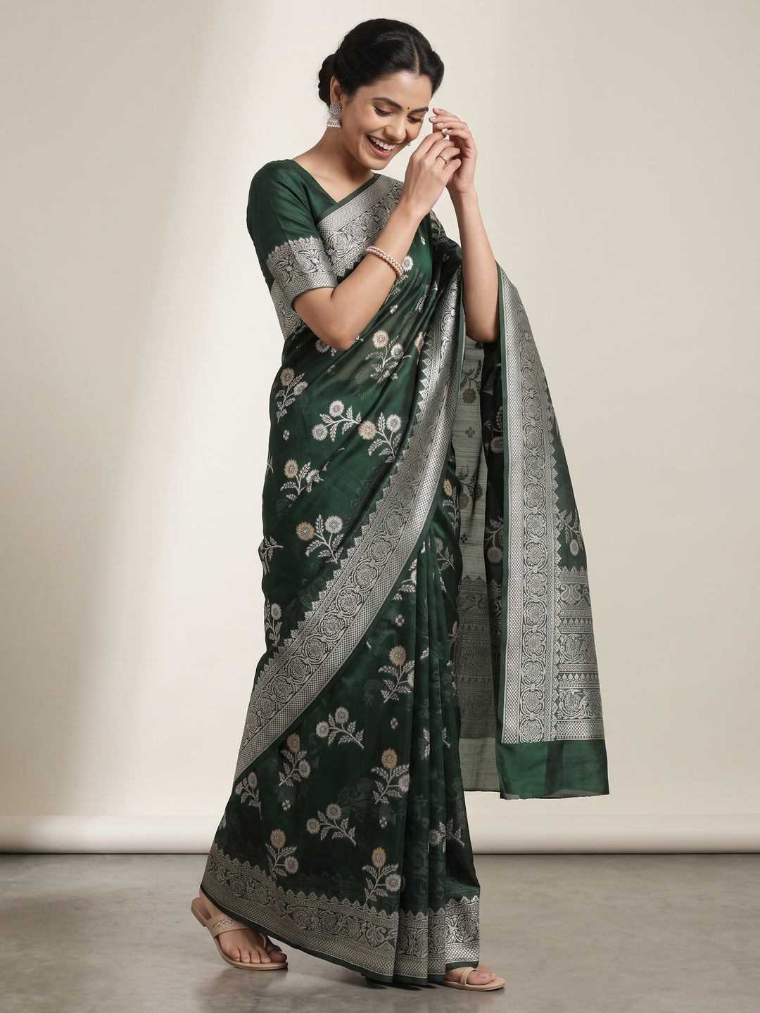 Festive Wear Deep Emerald Green Banarasi Silk Saree with Floral Zari Work - Image 4