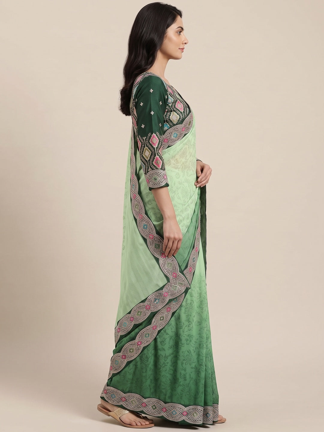 Green Floral Printed Georgette Saree - Image 3