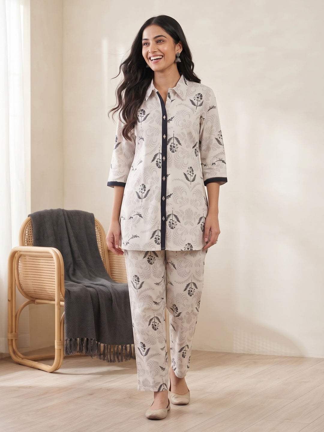White Cotton Flex Floral Printed Top Bottom Set - Image 7