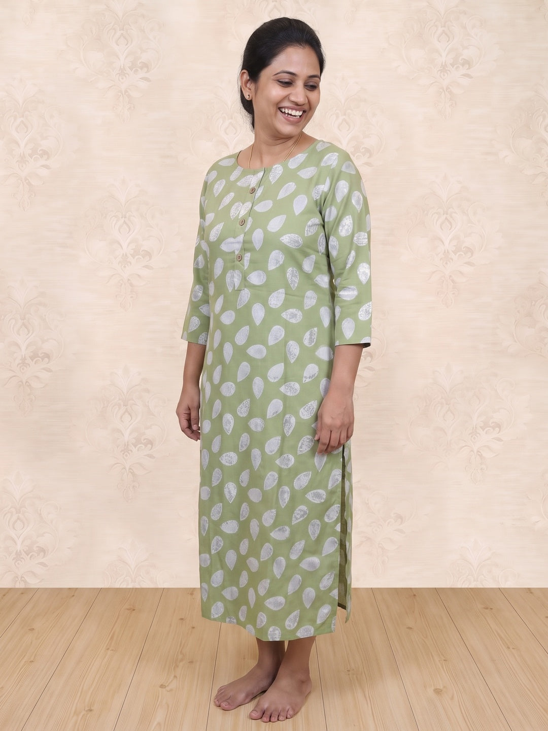 Green Floral Printed Rayon Kurti - Image 5