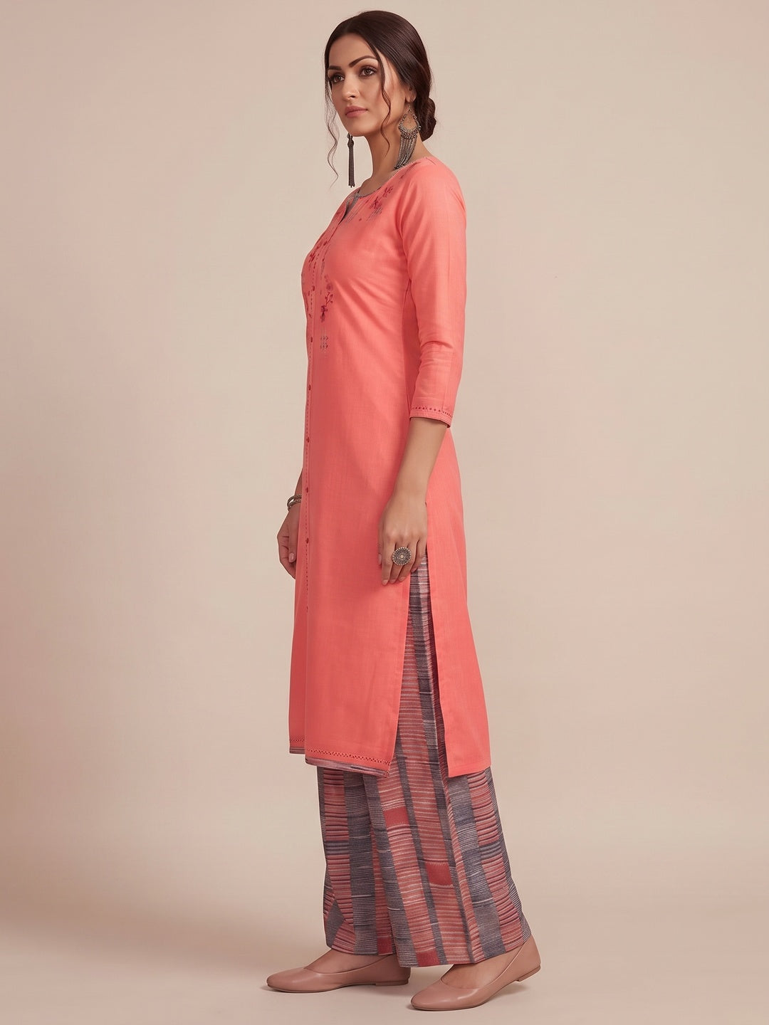 Ethnic Pink Colored Partywear Embroidered Pure Muslin-Silk Kurti-Palazzo Set - Image 3