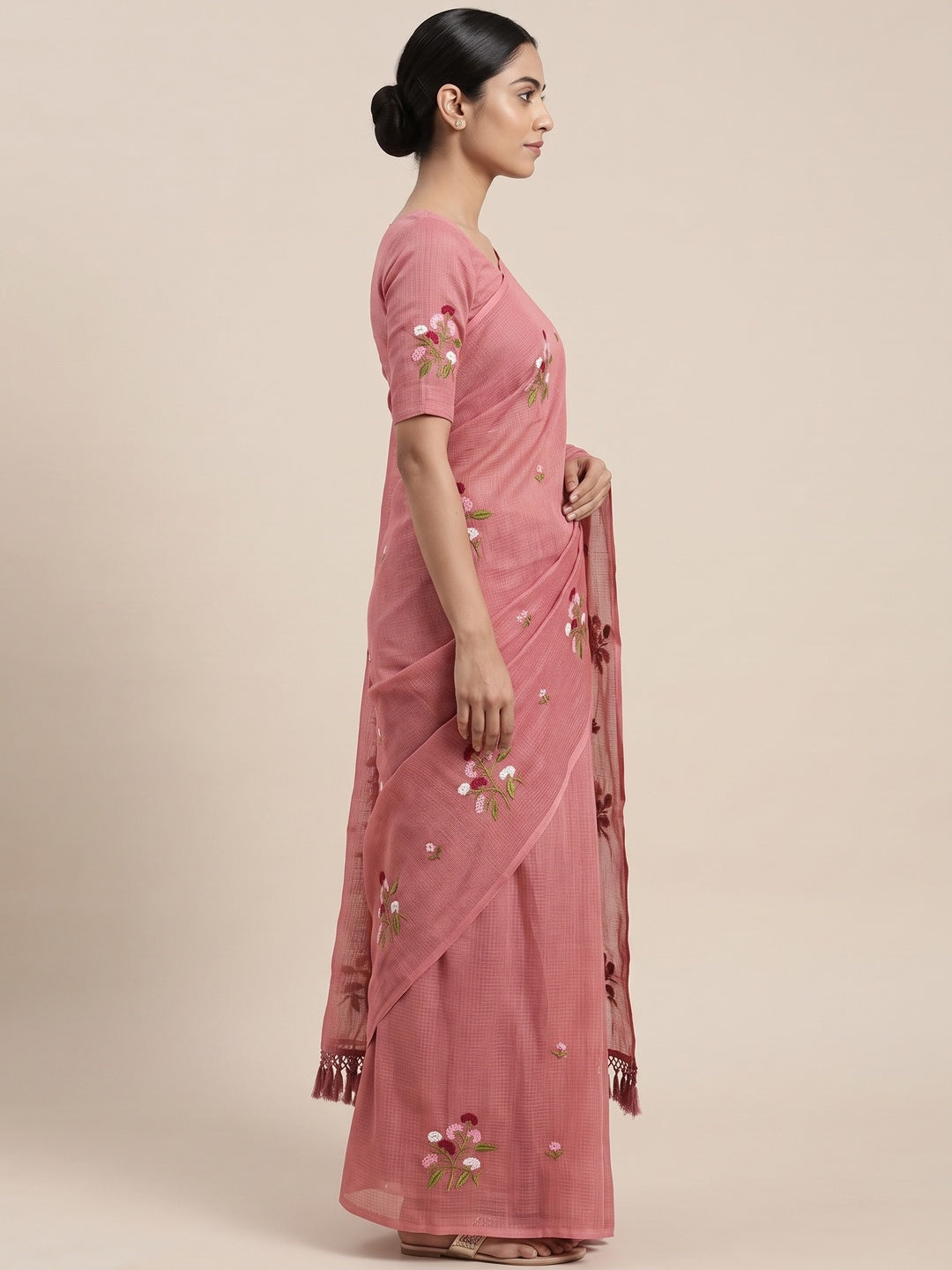Peach Floral Embroidered Kota Doria Saree With Tassels - Image 3