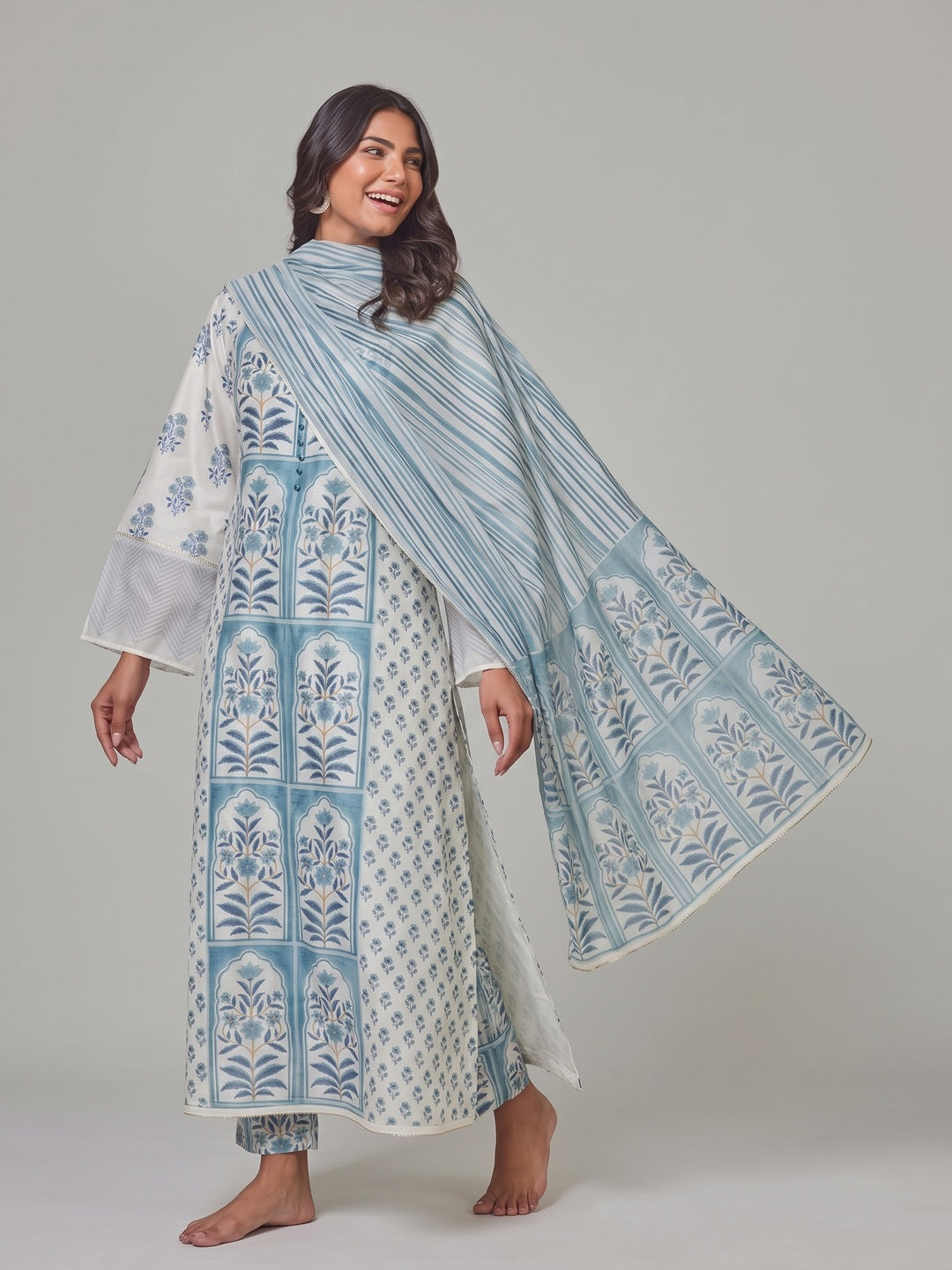 5Cream & Blue Floral Printed Pure Cotton Straight Salwar Suit - Image 5