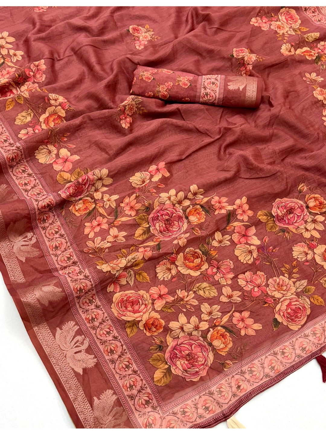 Peachmode Rust Floral Printed Cotton Saree - Image 5