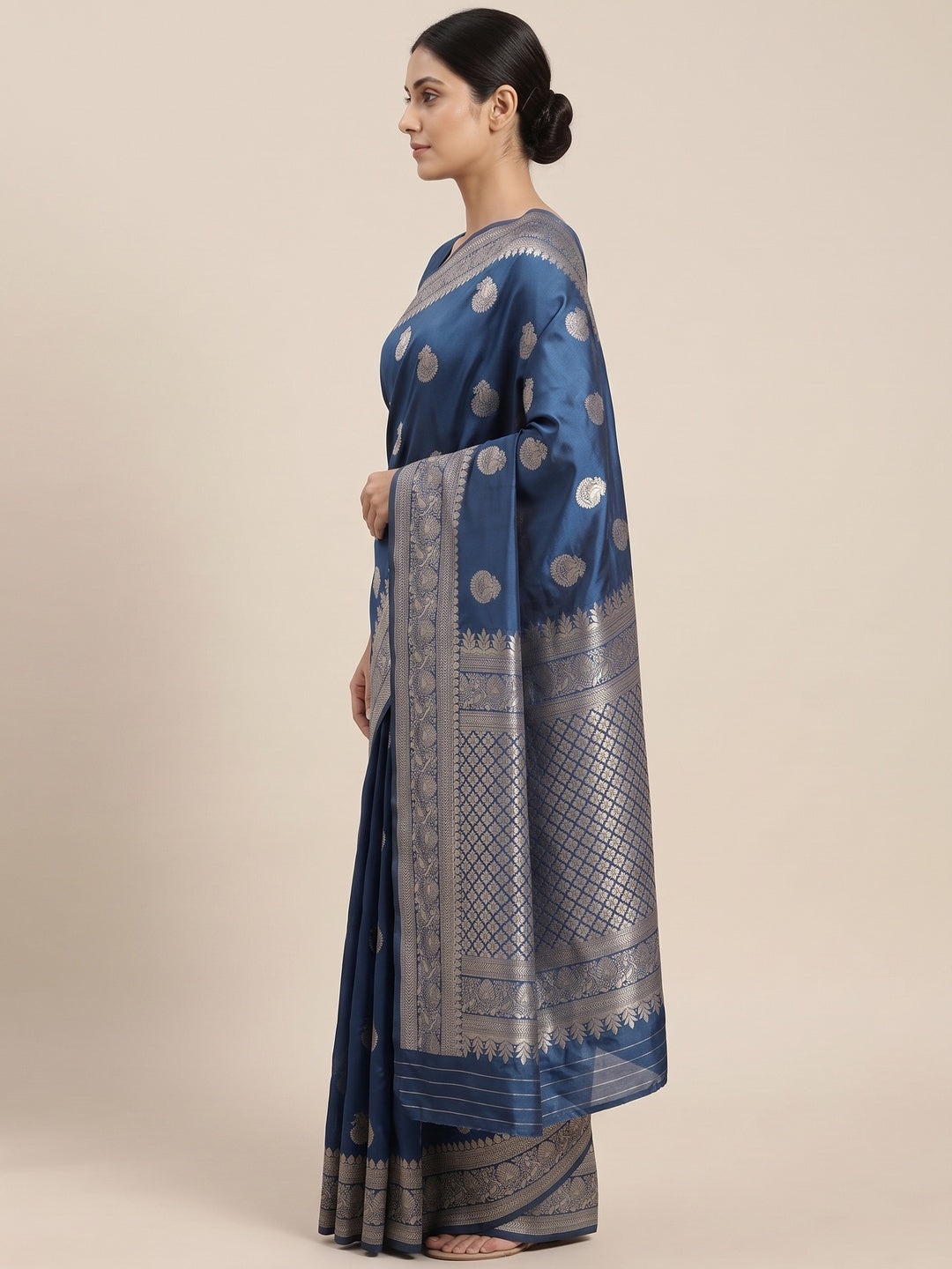 Morpich Blue Floral Woven Lichi Banarasi Silk Saree - Image 7