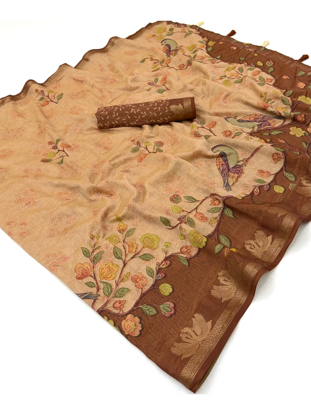 Peachmode Cream Peacock Floral Printed Cotton Saree - Image 2