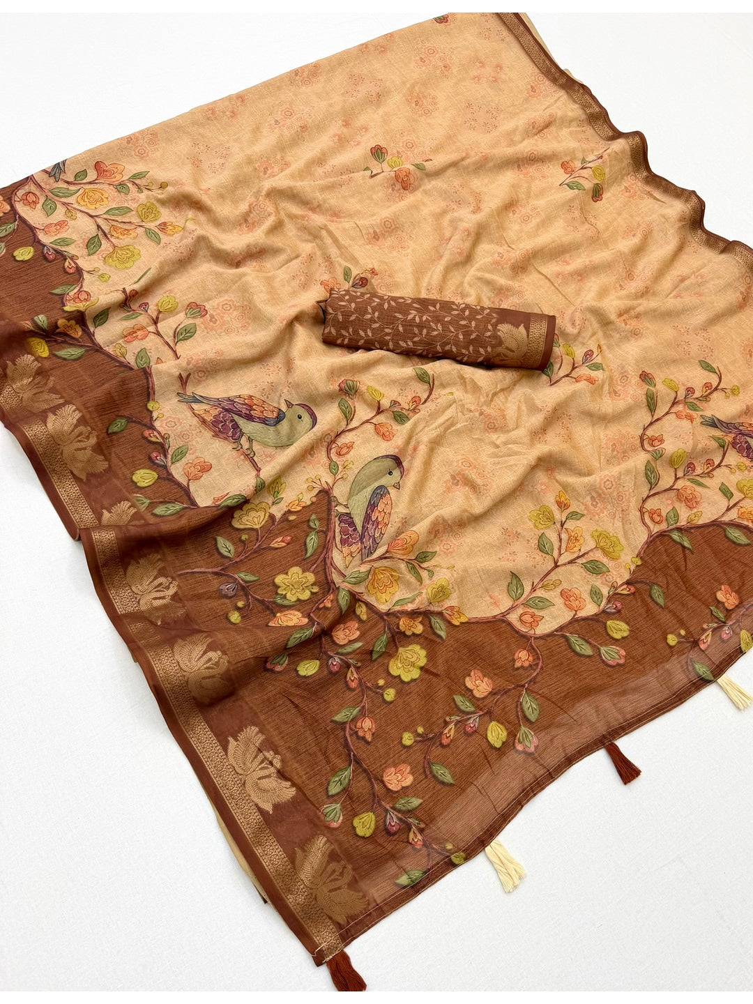 Peachmode Cream Peacock Floral Printed Cotton Saree - Image 3