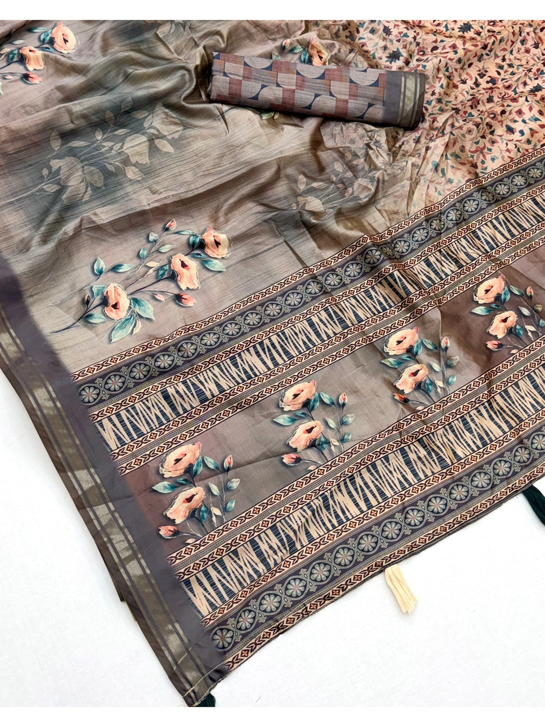Peachmode Grey Botanical Floral Printed Art Silk Saree - Image 4