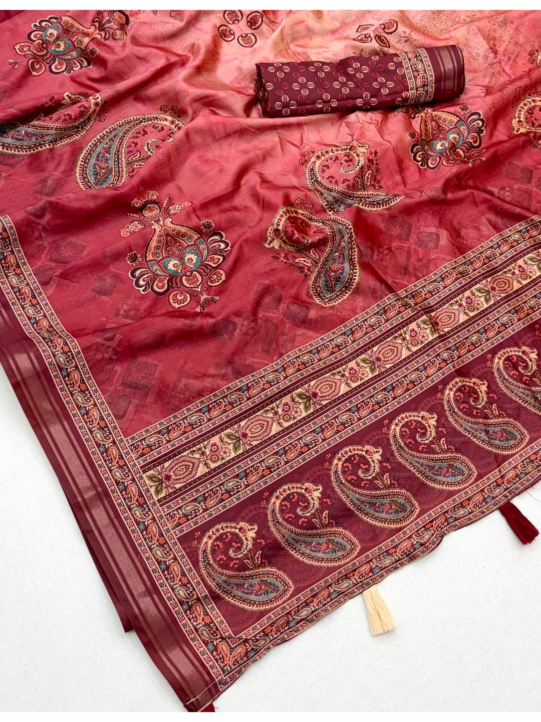 Peachmode Red Paisley Floral Printed Art Silk Saree - Image 4