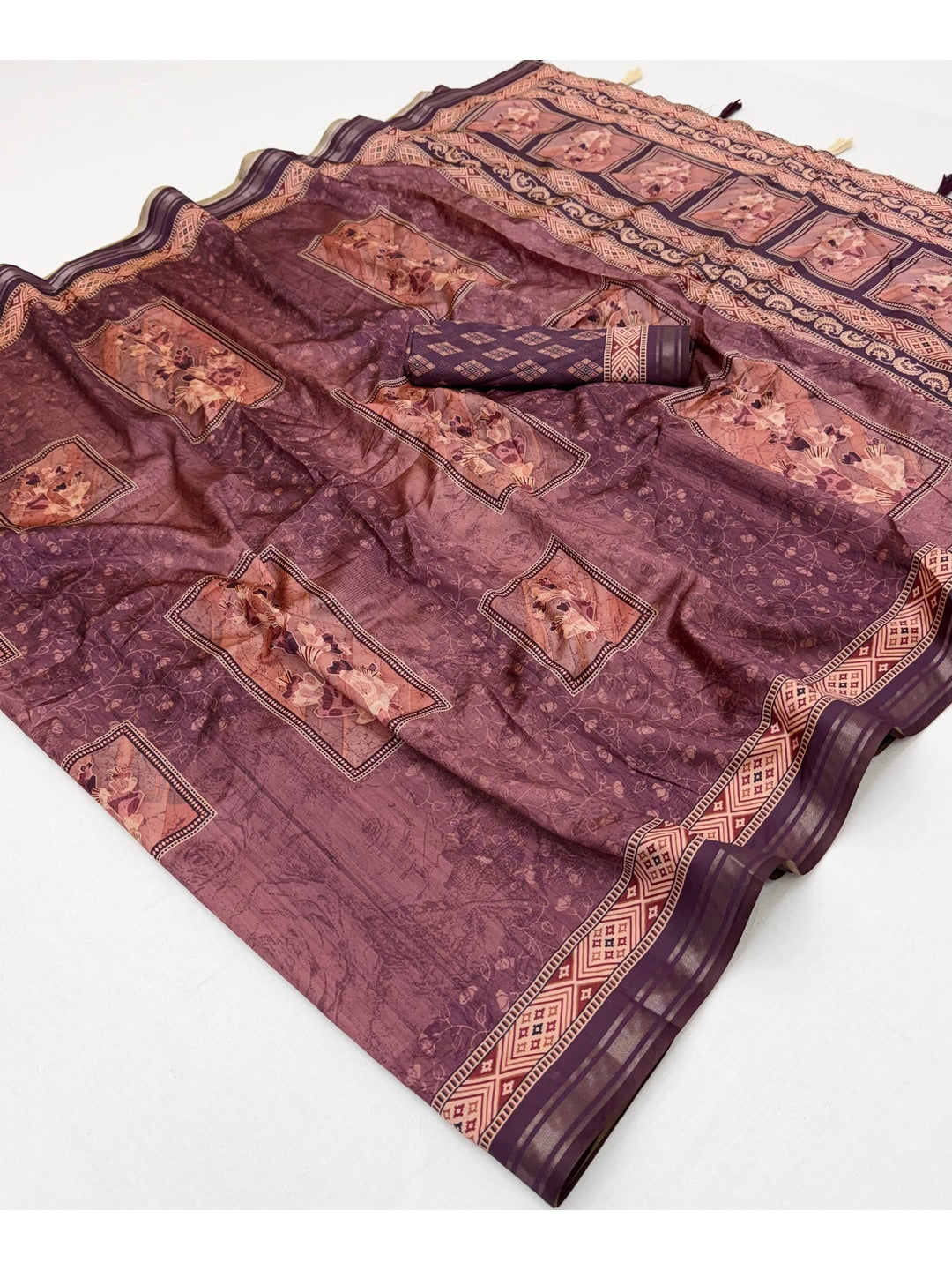 Peachmode Purple Framed Floral Printed Art Silk Saree - Image 3