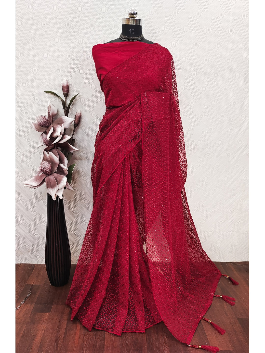 Peachmode Red Sequin Thread Work Net Saree - Image 4