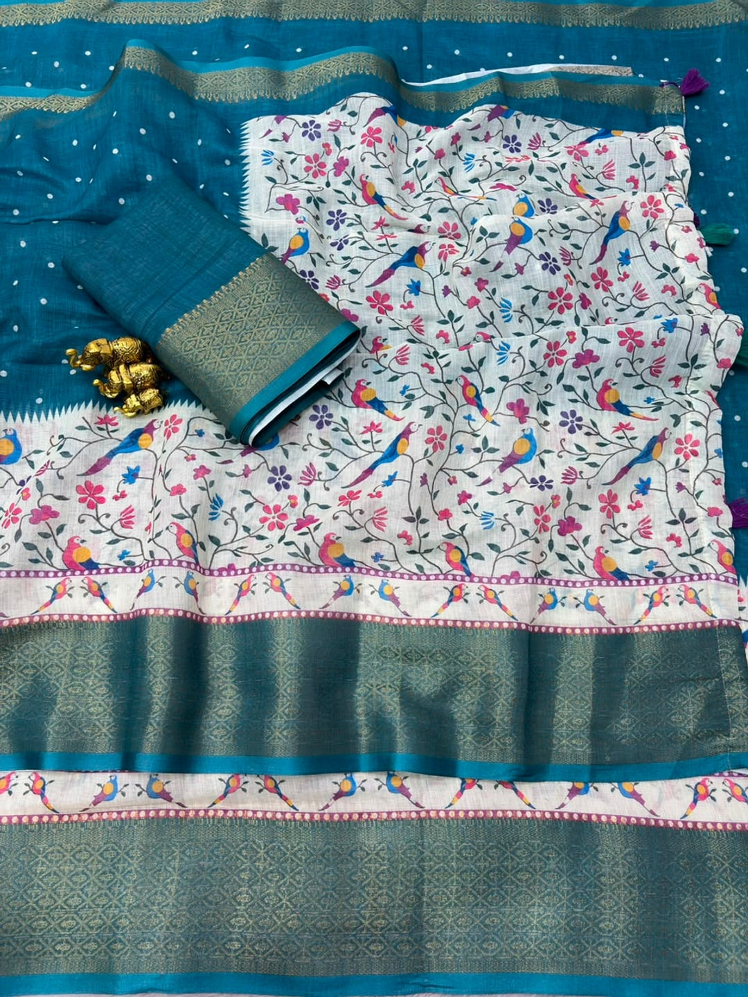 Peachmode Teal Kalamkari Print Linen Saree With Zari Patta - Image 3